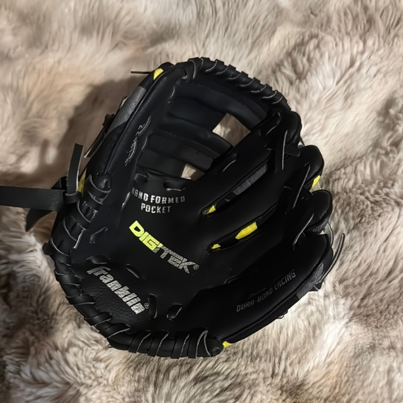Franklin Black and Yellow Digitek Baseball Glove - Picture 3 of 6